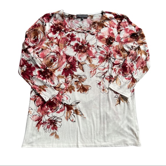 CLASSIC EDITIONS FLOWERED TEE SIZE LARGE - Picture 3 of 7